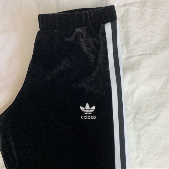 Velvety Adidas Leggings - Picture 5 of 10